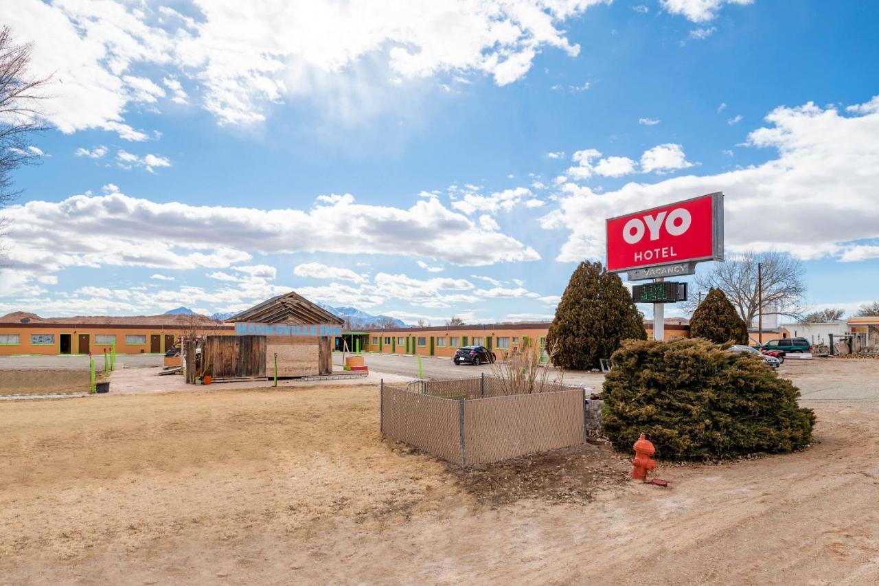 Oyo Hotel Hanksville, Ut Exteriér fotografie