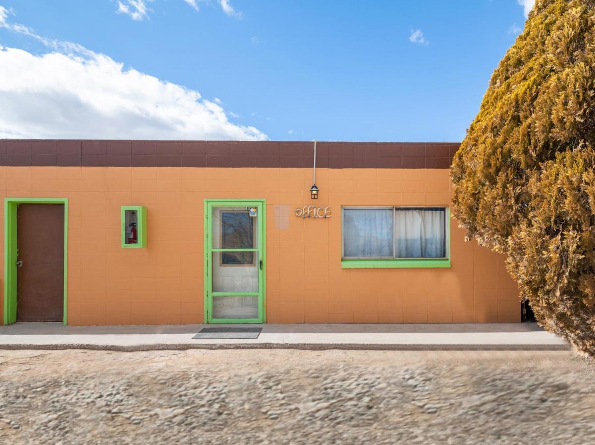 Oyo Hotel Hanksville, Ut Exteriér fotografie